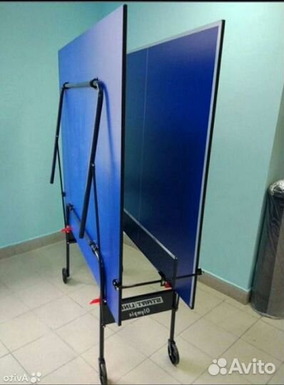 Теннисный стол