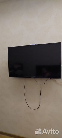 Телевизор smart tv Samsung