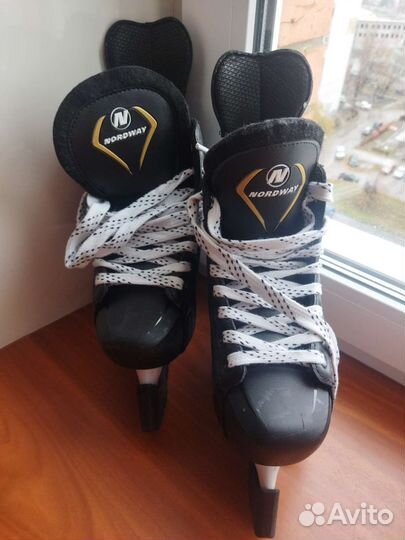 Коньки хоккейные 34 размер