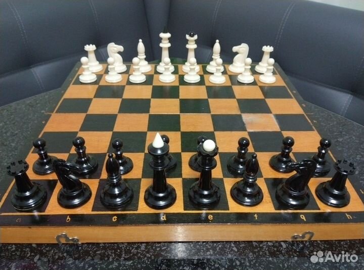 Шахматы ссср,карболит, винтажные,1979г