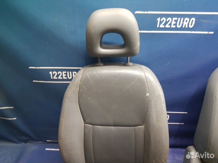 Сиденье салонное Toyota RAV4