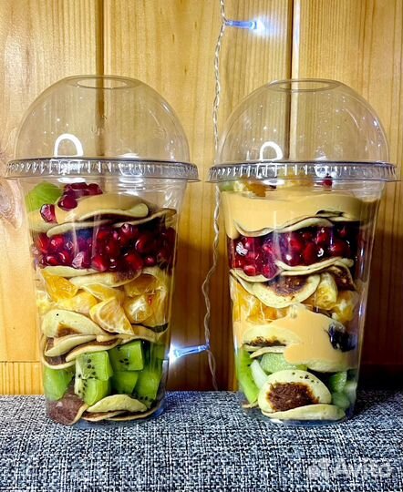 Панкейки с фруктами