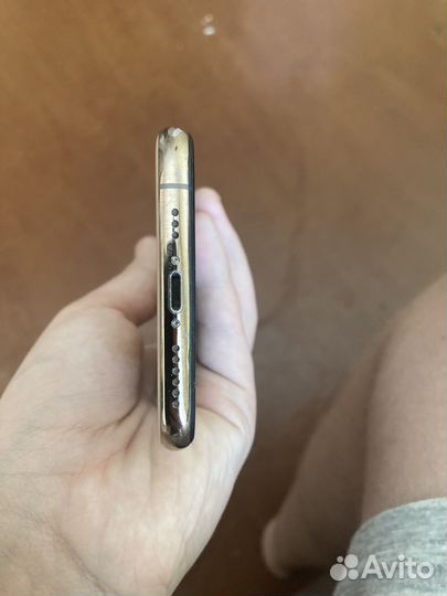 iPhone Xs, 64 ГБ