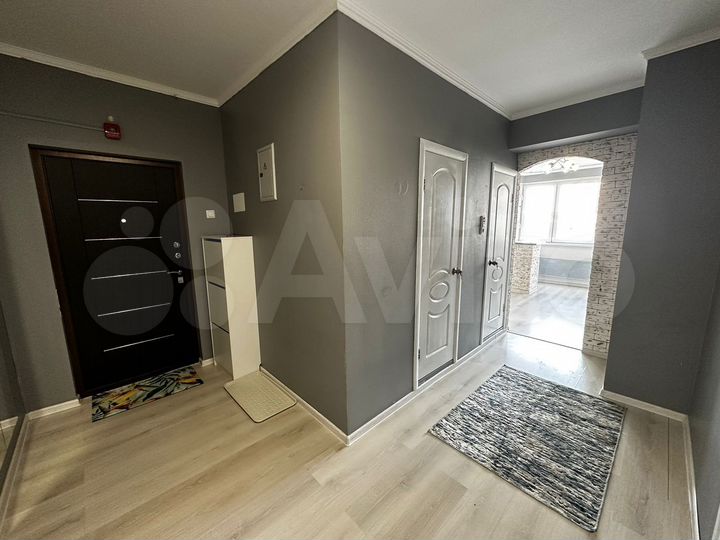 2-к. квартира, 67 м², 5/17 эт.