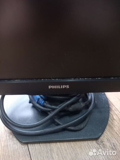 Монитор Philips