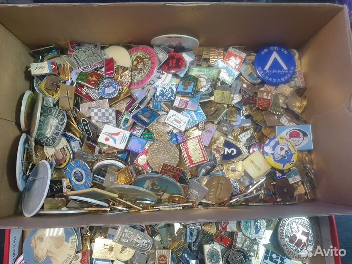 Значки (разные),оптом Mix - 1000 штук