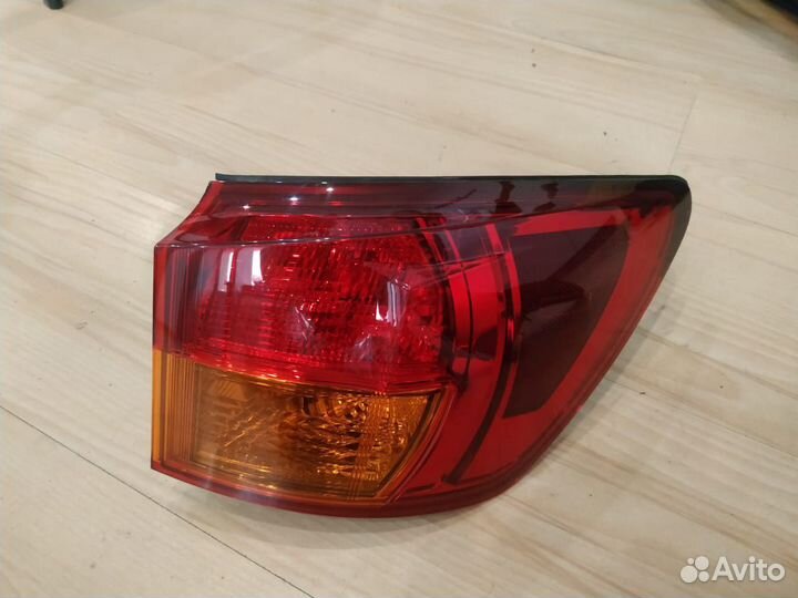 Стоп+Вставка в крышку багажника Lexus IS250 2007г