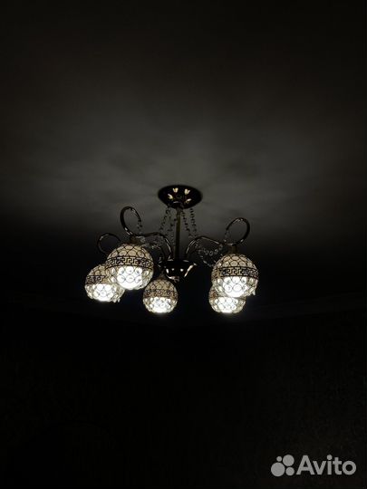 Люстра потолочная