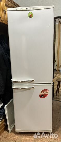 Холодильник 