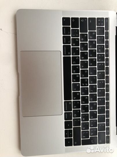 Apple MacBook Pro 13 2017 8 gb 128 gb