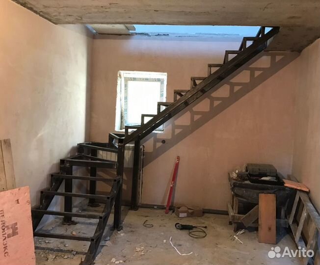 Металлический Каркас Межэтажной Лестницы с Гаранти