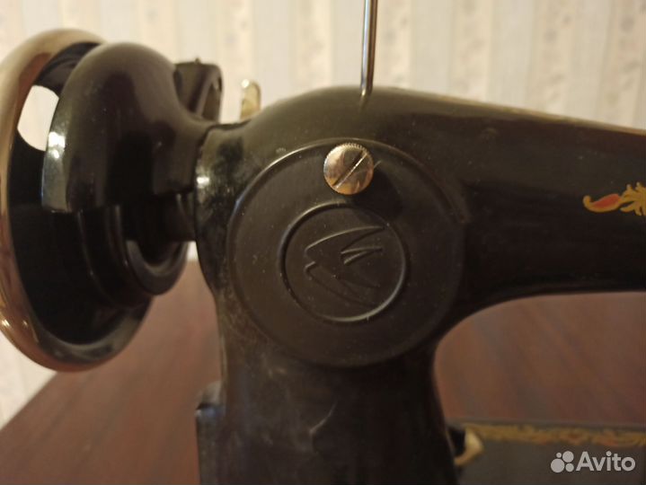 Швейная машина 2м