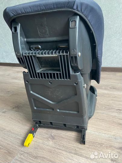 Детское кресло