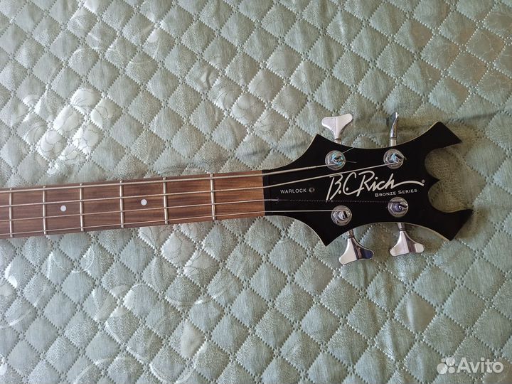 B.C.Rich Warlock Бас гитара