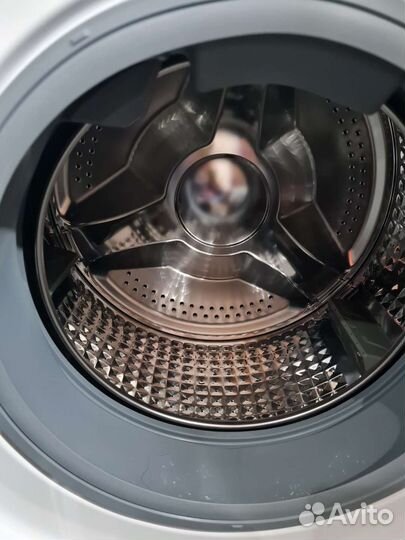 Стиральная машинка с сушилкой