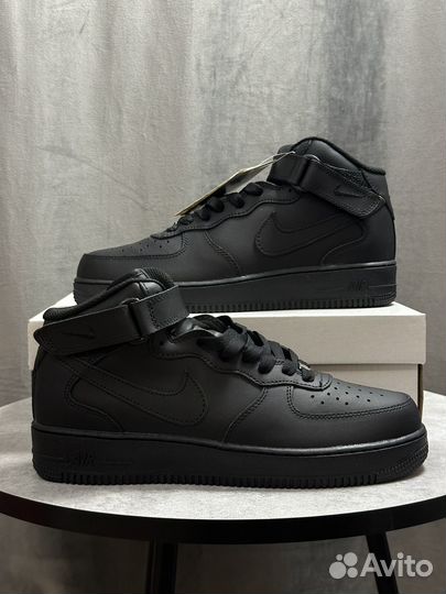 Nike Air Force 1 Mid Black