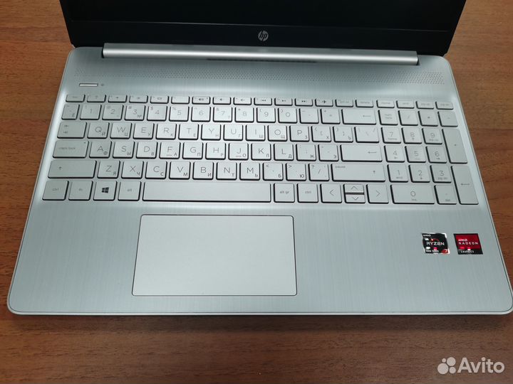 Ноутбук HP Ryzen 7 4700u