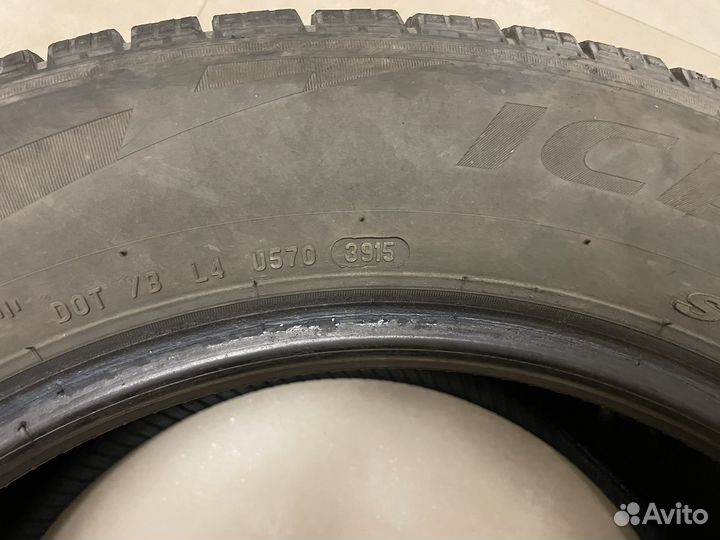 Pirelli Ice Zero FR 255/55 R18