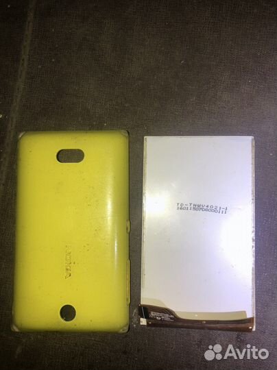 Чехлы iPhone 4S и другие