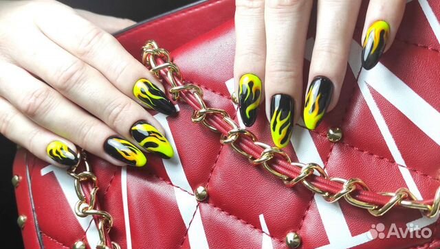 Маникюр, наращивание ногтей