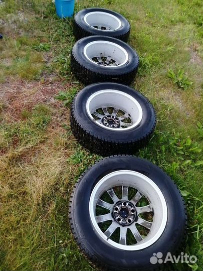 Hankook Winter I'Pike RS2 W429 215/65 R16 102T