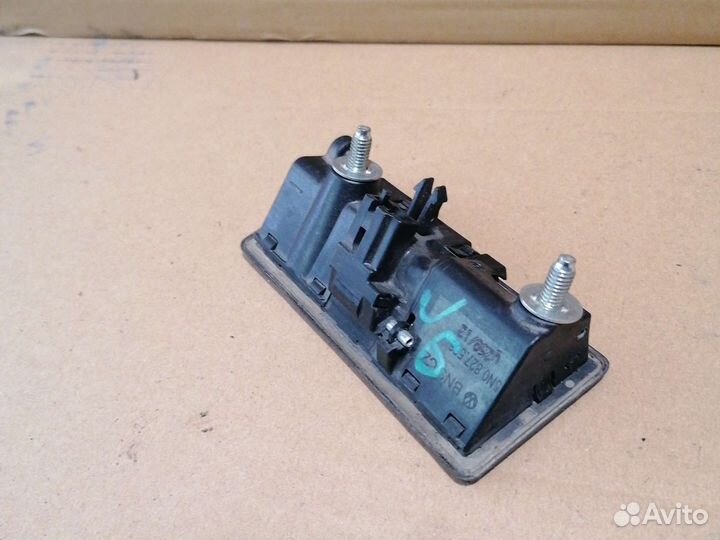 Кнопка крышки багажника фольксваген джетта 6