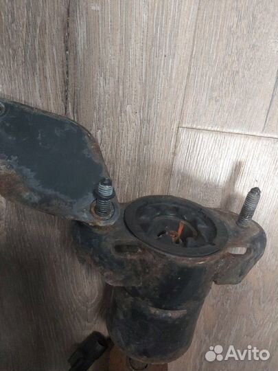 Амортизатор задний Mercedes Gl 500 4Matic 166