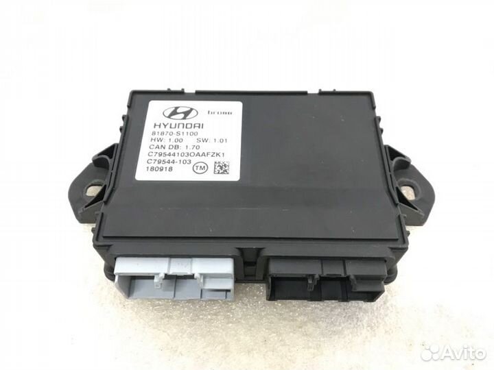 Блок управления крышкой багажника Hyundai Santa Fe