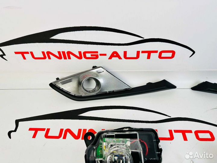 Противотуманные фары Mitsubishi Outlander K8276