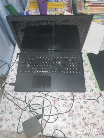 Ноутбук asus