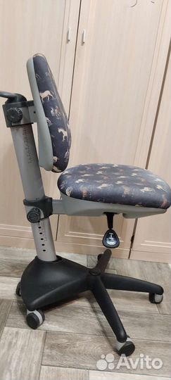 Детское растущее кресло (Бюрократ KD-2)
