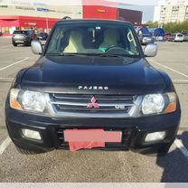 Mitsubishi Montero 3.5 AT, 2001, битый, 60 000 км, с пробегом, цена 800 000 руб.