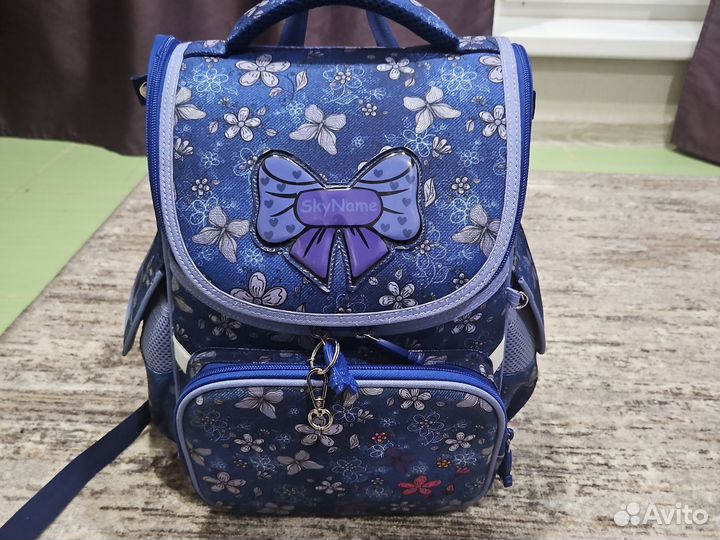 Школьный ранец