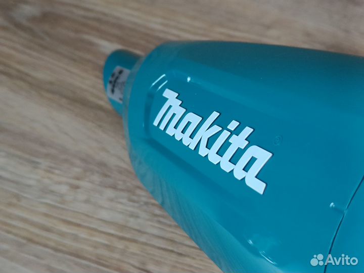 Пылесос Makita CL106FD