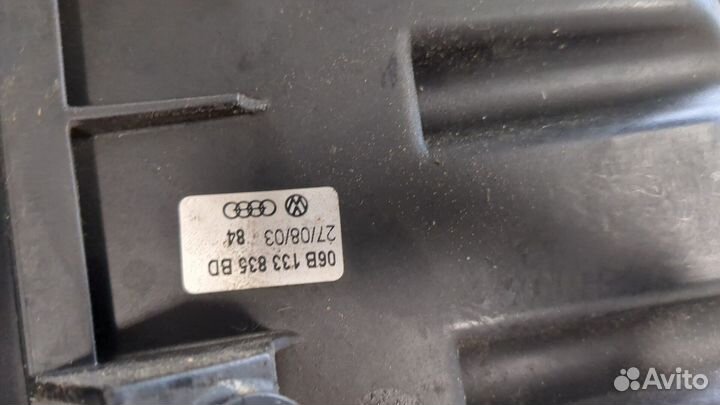 Корпус воздушного фильтра Audi A4 (B6), 2004