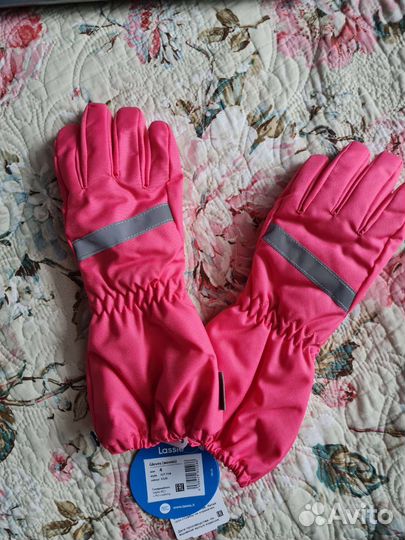 Перчатки Lassie новые для девочки