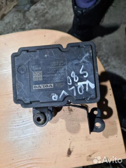 Блок ABS Volvo S80 2 2012