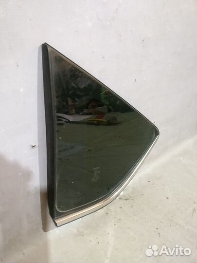 Тойота Рав 4 2013- Форточка задняя левая 15216