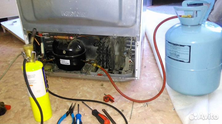 Ремонт холодильников