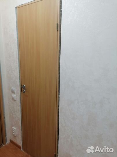 Двери межкомнатные с коробкой бу 600 4шт