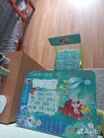 Детский столик и стул