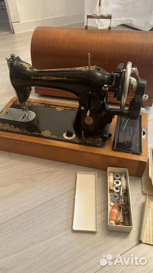 Швейная машинка подольск 2м
