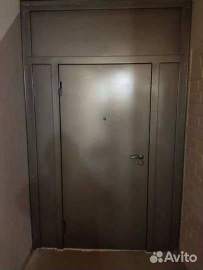 Тамбурные двери / перегородки