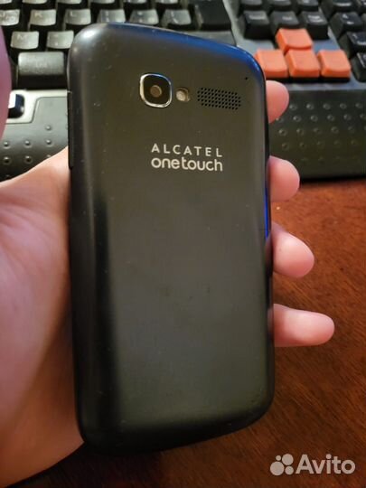 Смартфон Alcatel One Touch C5
