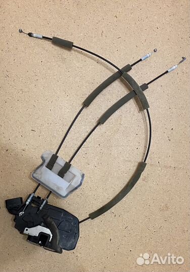 Замок двери передний правый Infiniti Ex35