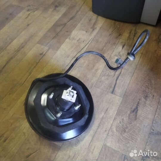 Вакуумный усилитель тормозов Peugeot 308