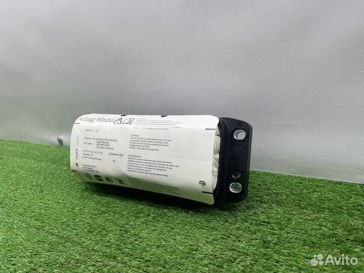 Подушка безопасности пассажира Volkswagen1k0880204l