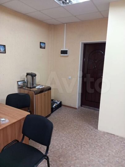 Офис с мебелью возле трц Меркурий, 22 м²