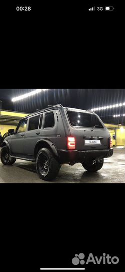 LADA 4x4 (Нива) 1.7 МТ, 2004, 10 000 км