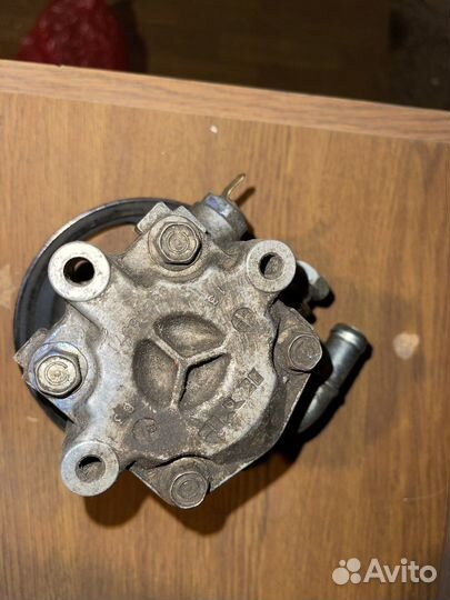 Насос гур Mitsubishi Outlender XL 3.0 6b31